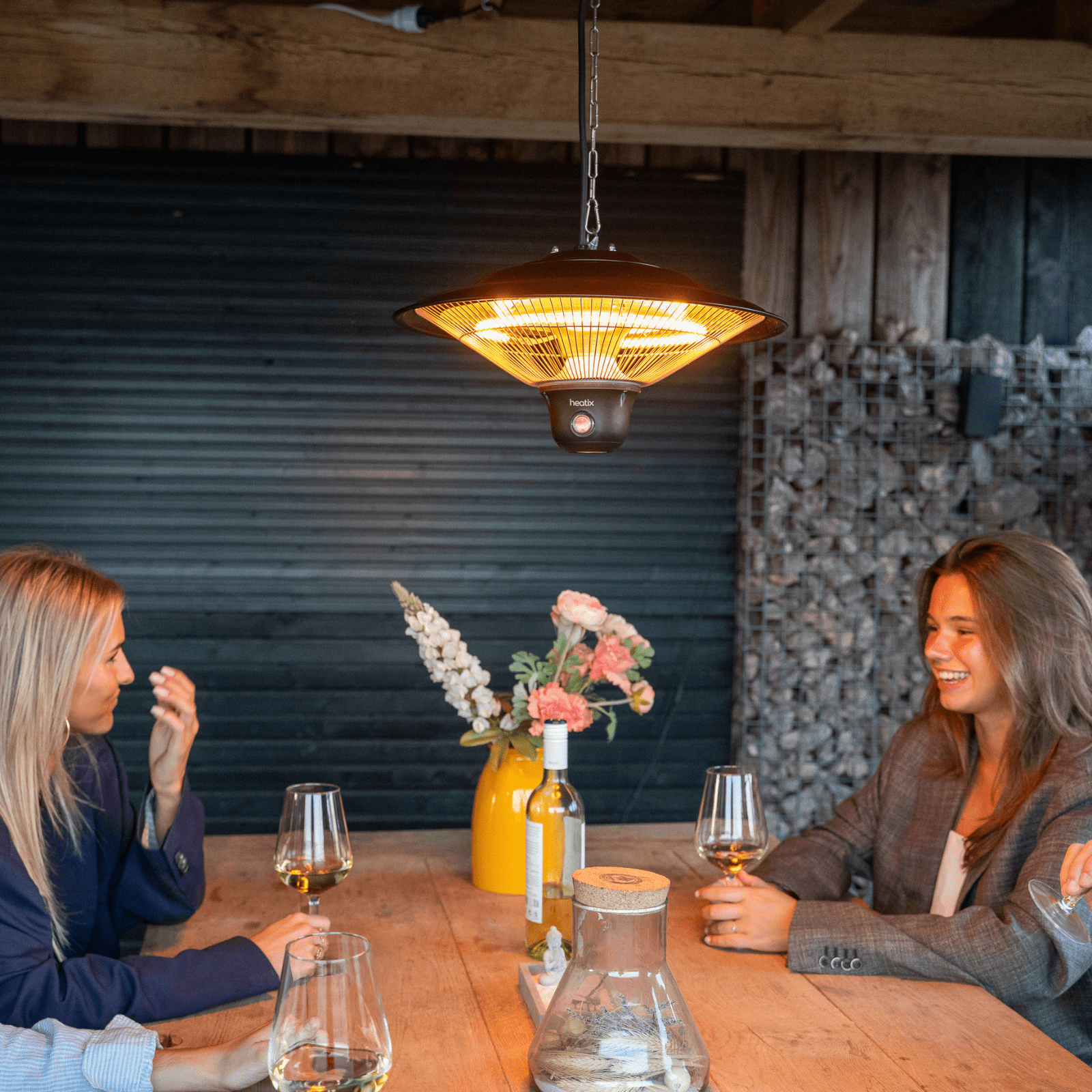 Hängender Heizstrahler 1500 W – Heatix Terrassenheizer 2 Stück