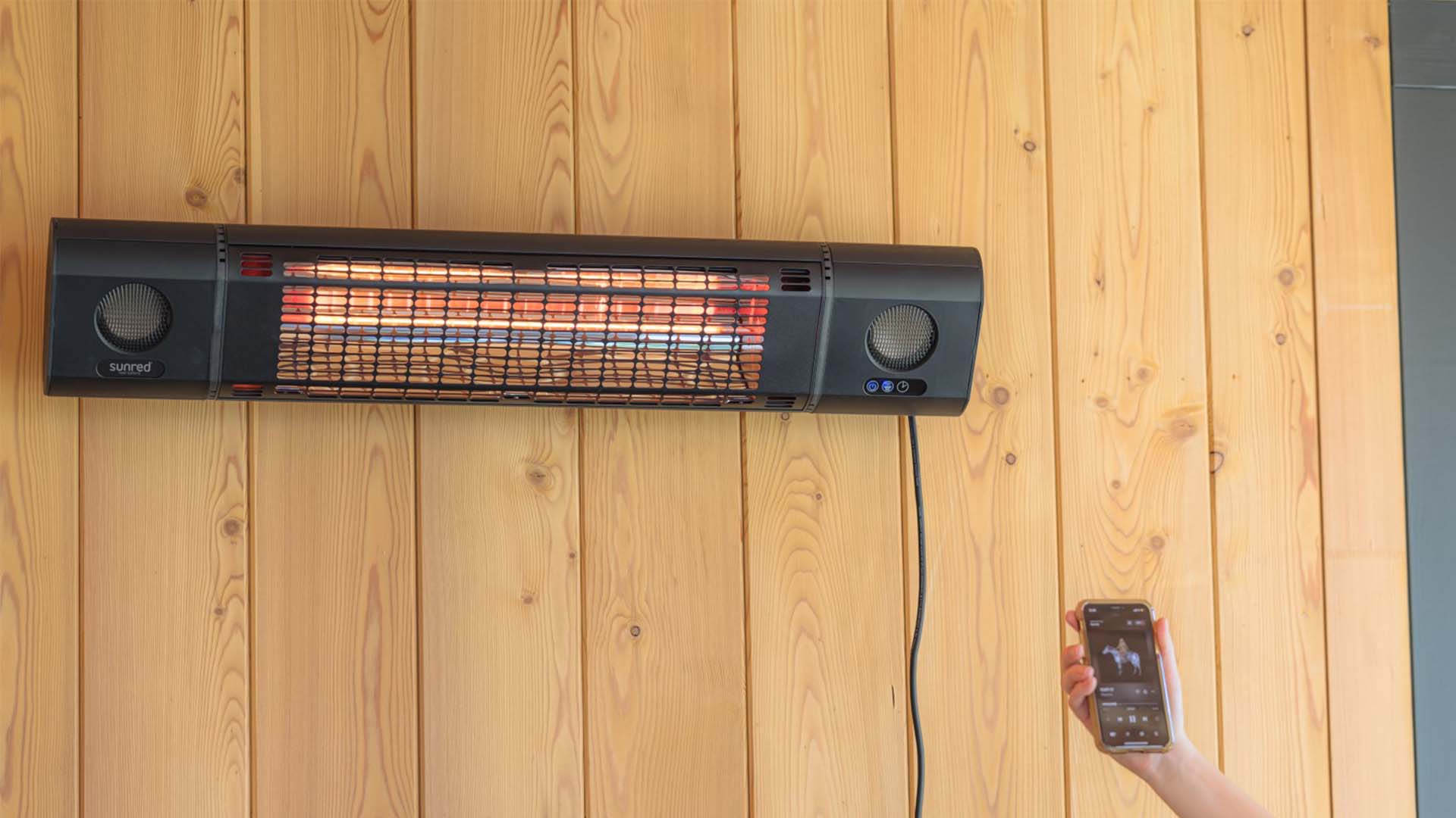 Sunred Sun and Sound Ultra Wandmodel heater connect met telefoon voor muziek